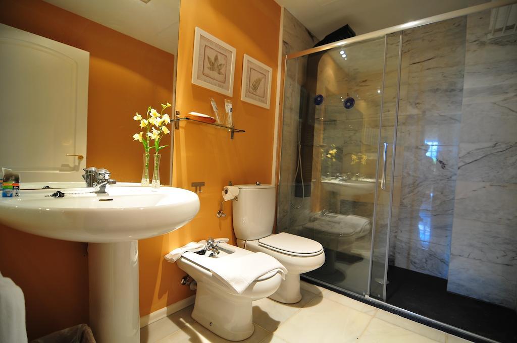 Hotel Boutique Casona Del Boticario San Vicente de la Sonsierra Room photo